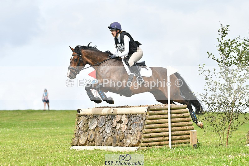 240804-105106-10479 - 304-Octavia_Madden-NENAGH_II