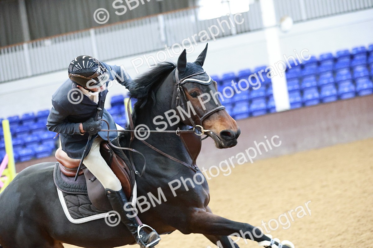 SBM_004170 - Class 11 - Senior Newcomers - 1.10m