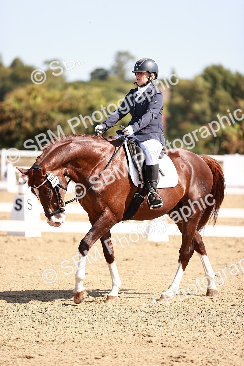 SBM_004458 - Class 12 - Novice 5 - 10.31-11.41