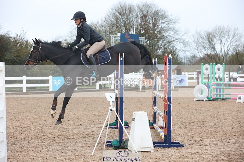 231112A-103725-03371 - Cls 17 Blue Chip Novice Winter Qualifier