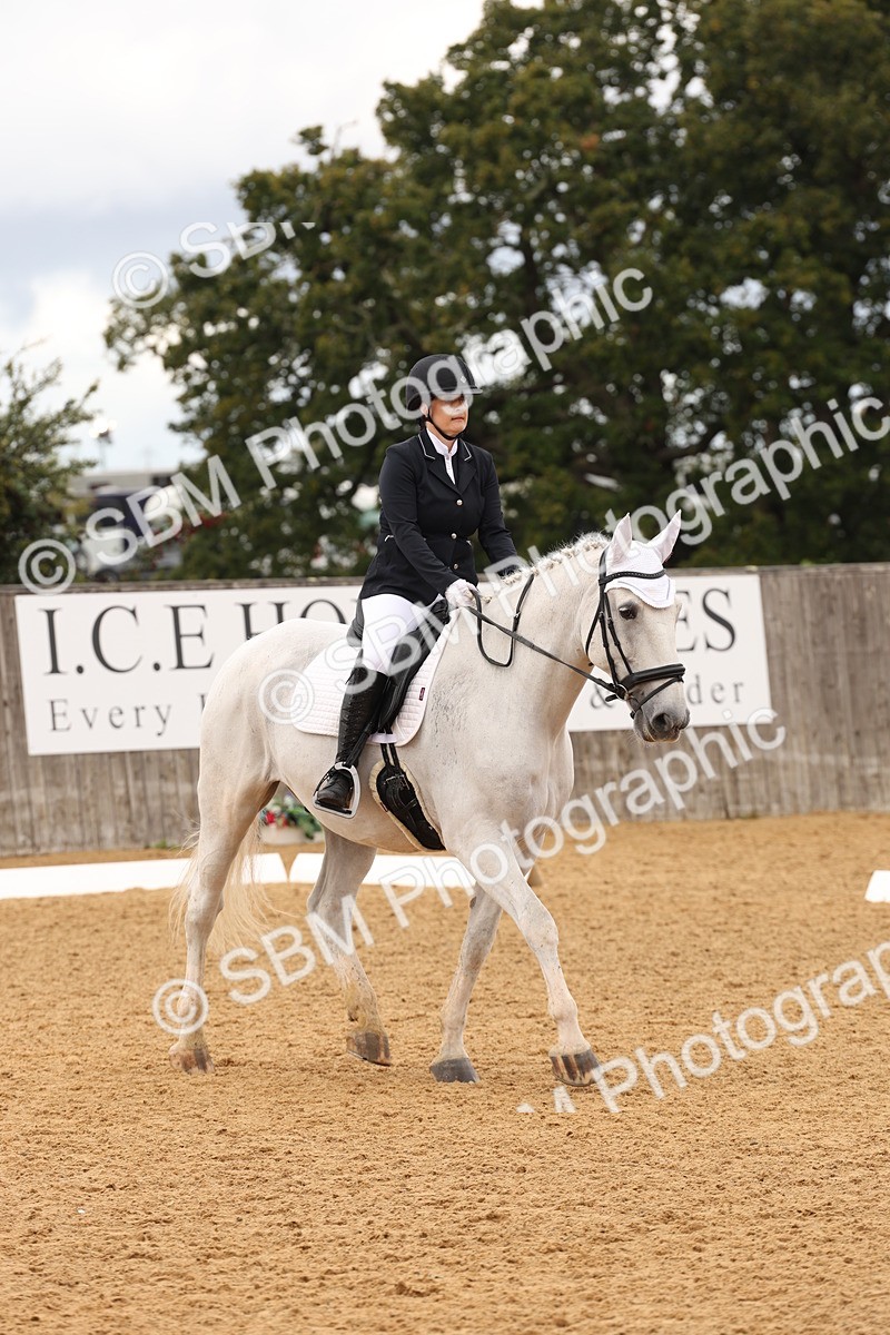 SBM_44153 - D6 - Small Tour Championship Intro 4