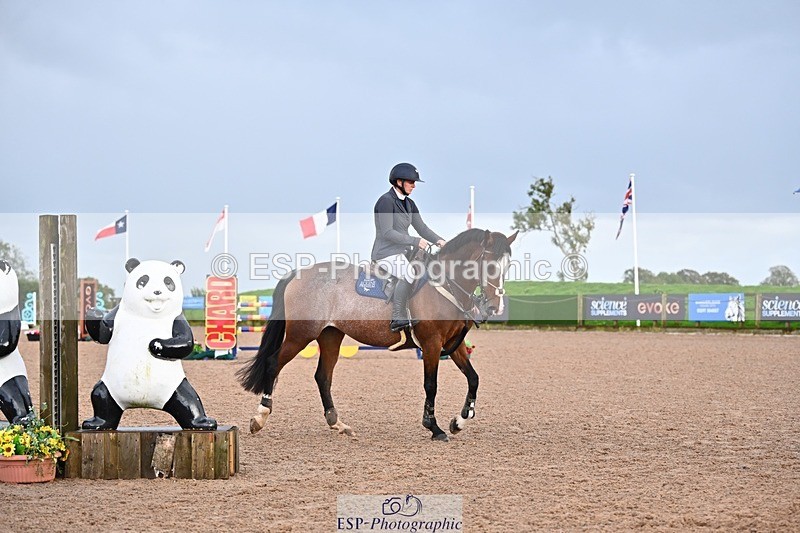 250912-165259-05566 - Cls 13 Snr 1.05m and 1.10m