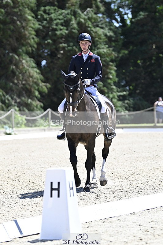 250522A-135618-04205 - D-404-Tom.Jackson-PLOT.TWIST.B