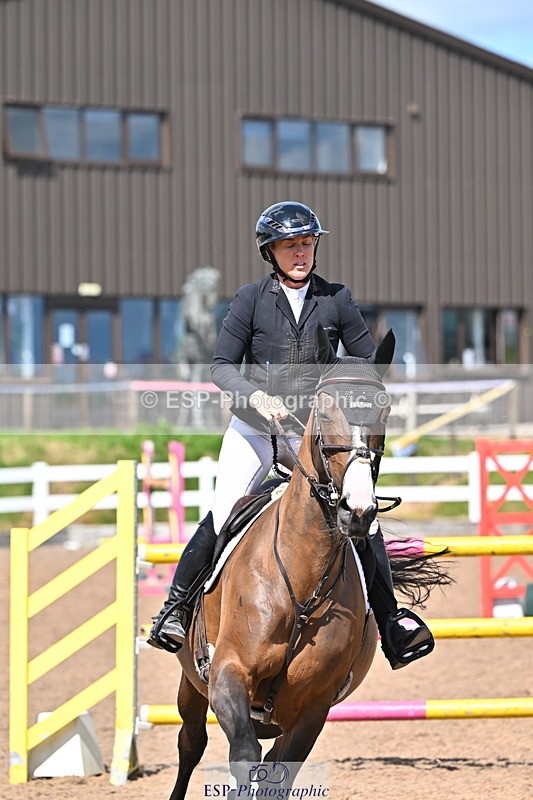 240619A-161255-01153 - Cls 5 Snr Foxhunter and 1.20m Open