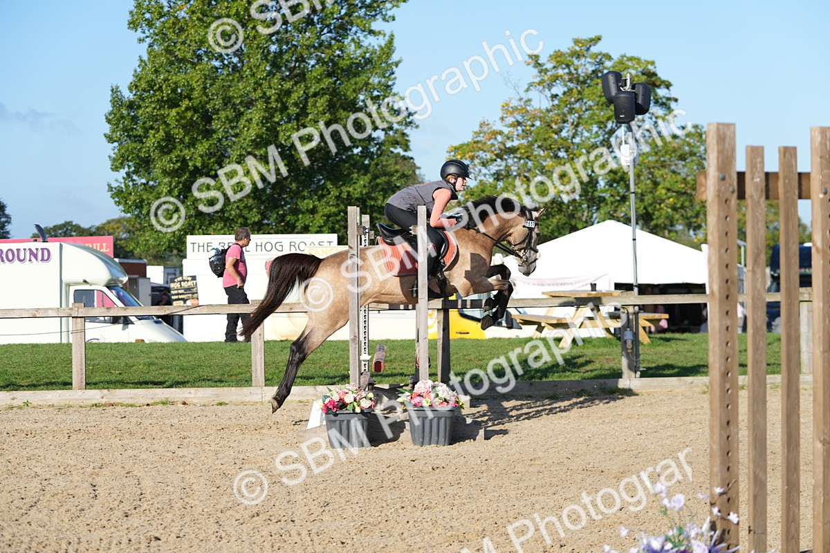 SBM_14360 - J57 - Clear Round 60cm