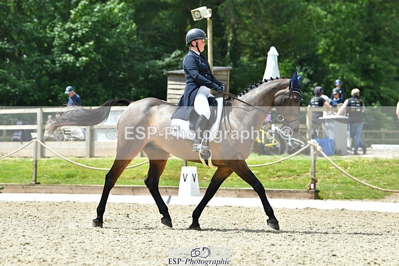 230525-121104-04193 - 207-TYNAN_COOLEY-Lucy_Stimson-WEDTrotUp+DR