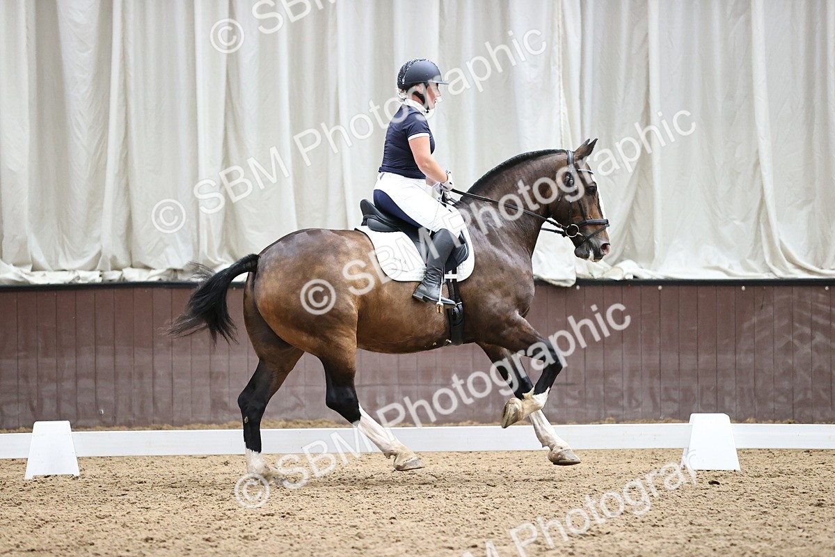 SBM_002049 - Novice 4 - 11.15-13.22