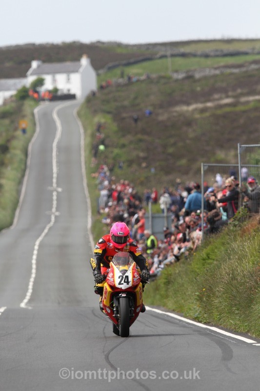 Davy Morgan Honda / STRANGFORD CARAVAN PARK - Pokerstars Senior TT
