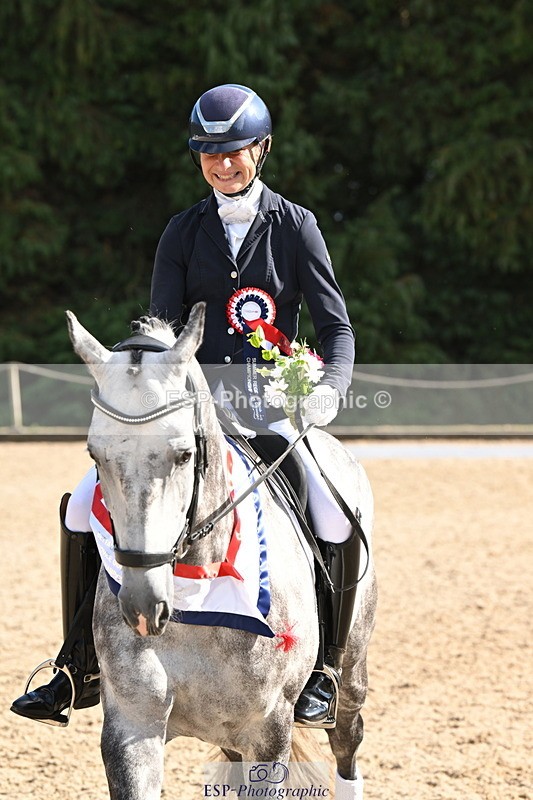 250808A-170105-02201 - Novice GOLD Presentations