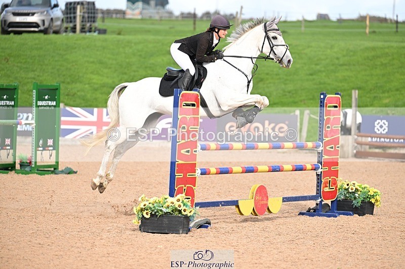 251005-150048-04023 - Cls 21 Newcomers and 1.10m