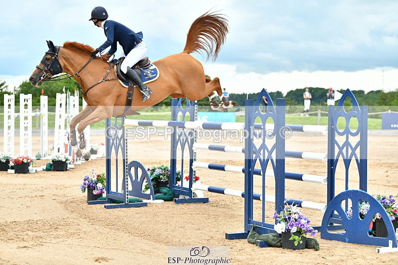 230720A-151838-03804 - Cls 9, 2 Star Big 1.40m Start to break