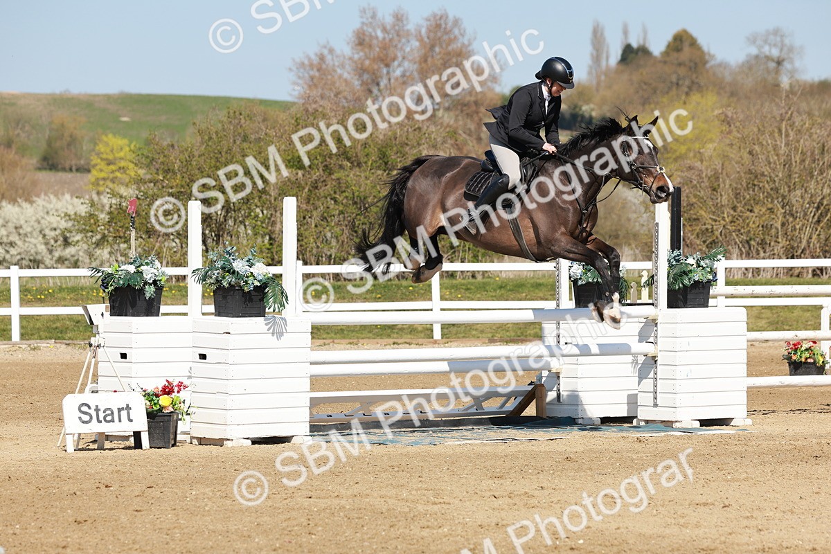 SBM_004348 - Class 17 - Senior Newcomers - 1.10m