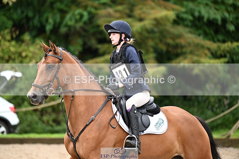 240824X-104440-24918 - 70cm Round 2 10.30 to 12.10