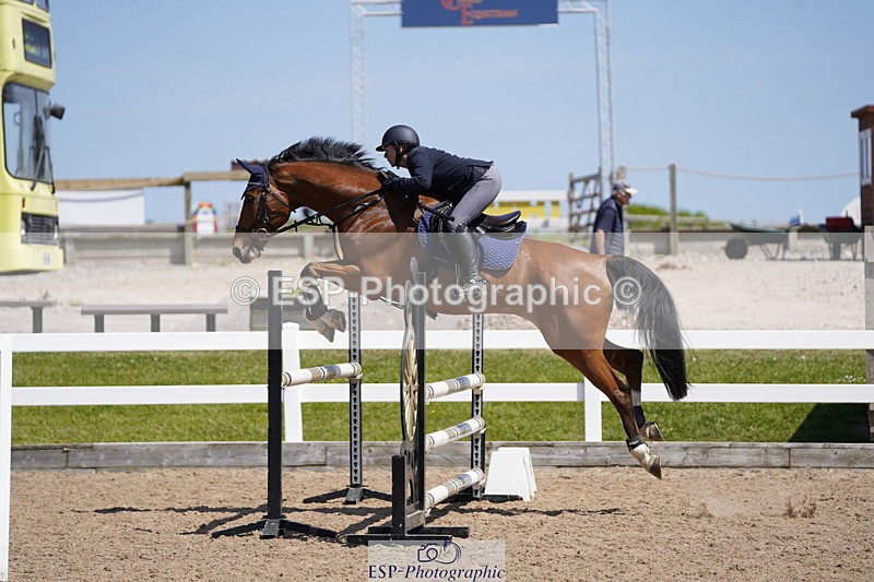 230527A-143902-04708 - Cls 23 1.05m Amateur Quali