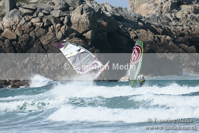 WS 020413-87 - Windsurfing