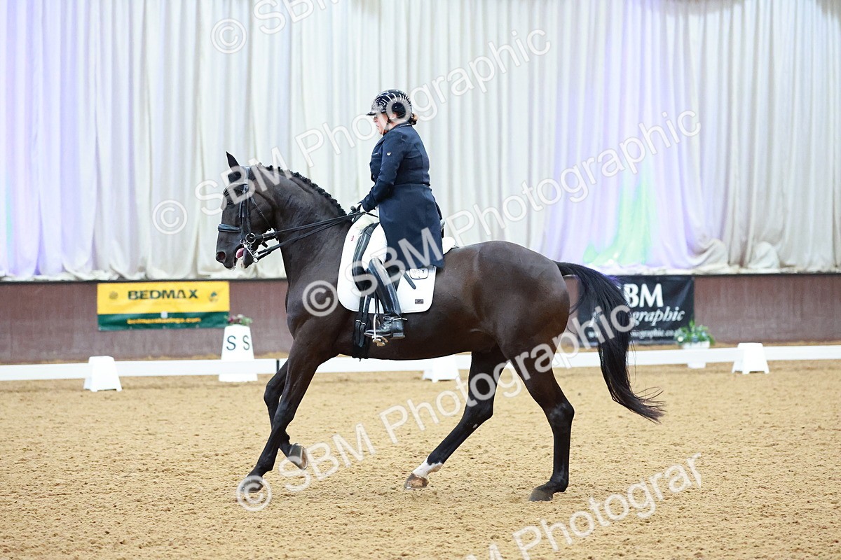 SBM_007705 - Class 9 - FEI INT II - 16.54.17.57