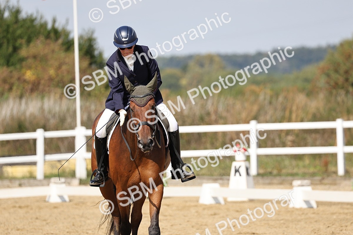 SBM_018604 - Class 16 - Novice 5 - 12.08-13.11