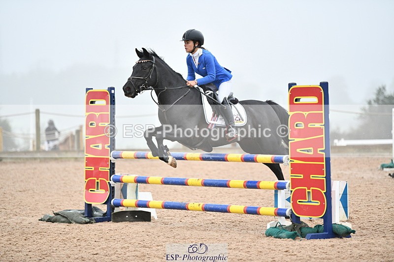 241102A-113823-04354 - SAT Cls 9 British Novice and 90cm Open