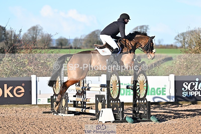 251203-100946-00079 - Cls 1 British Novice and 90cm Open