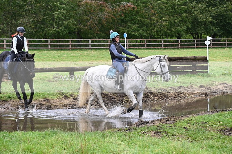 WJ6_6074 - Time at Photographer 12:41 to 13:05