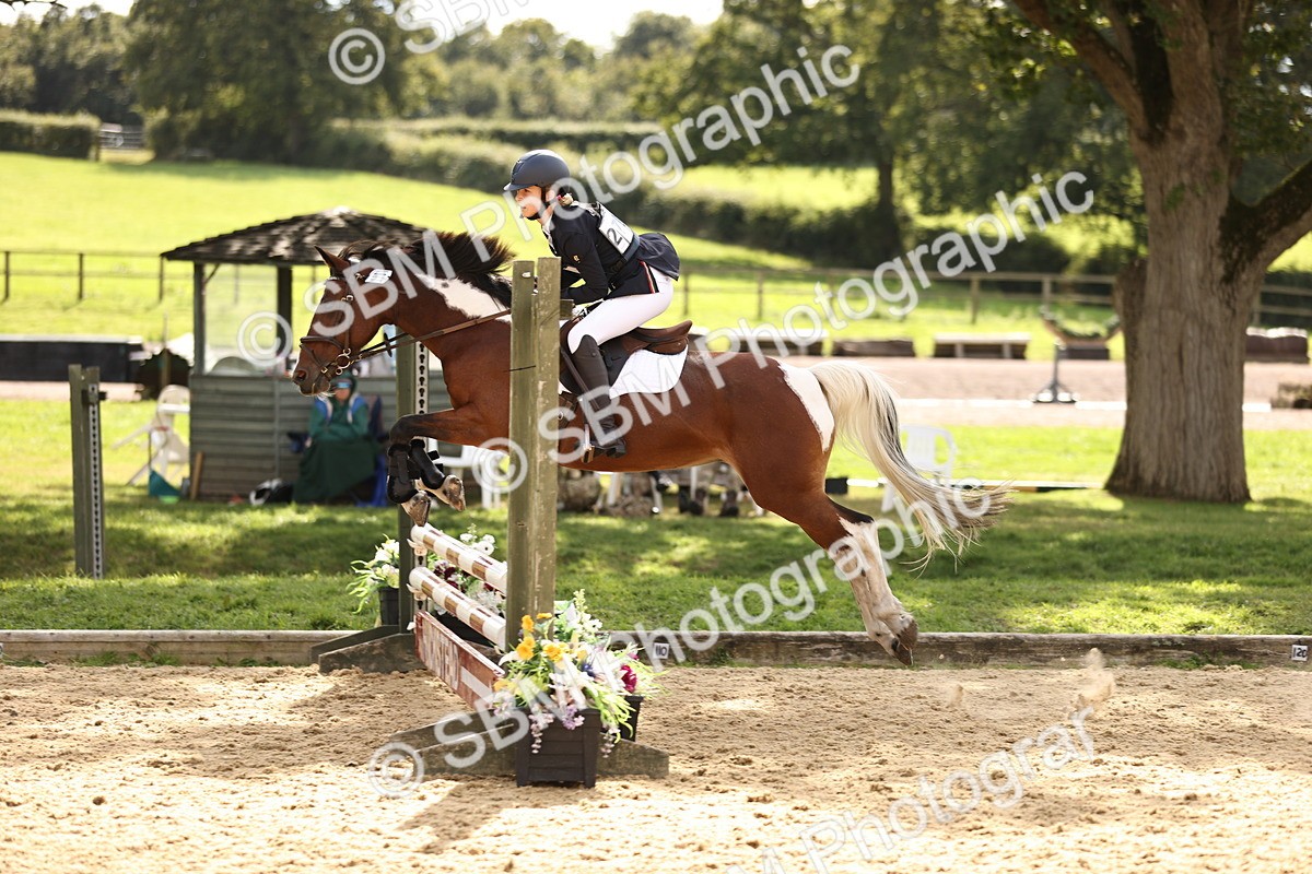 SBM_47817 - J9 - Junior Pony 70cm Championship