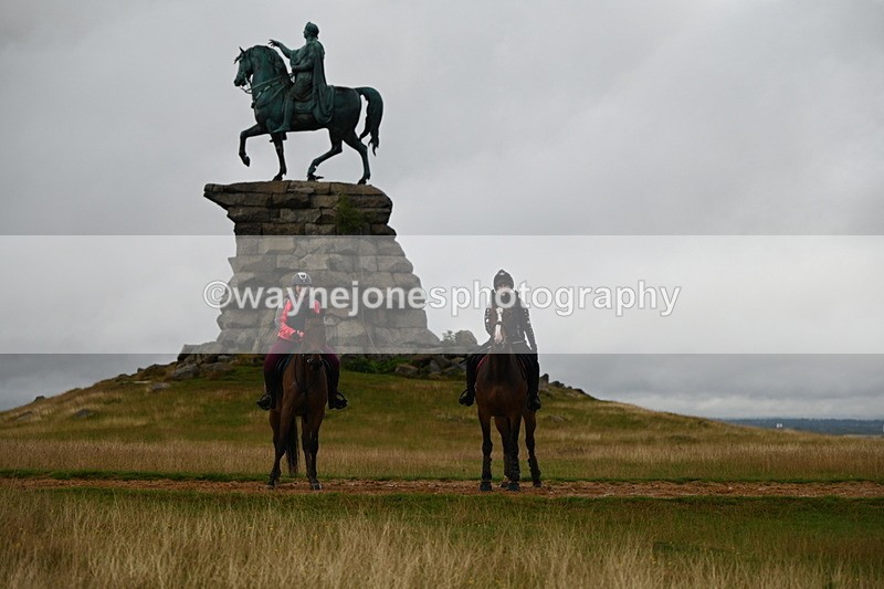 DSC_3889 - Time at Statue 14:56 to 15:05