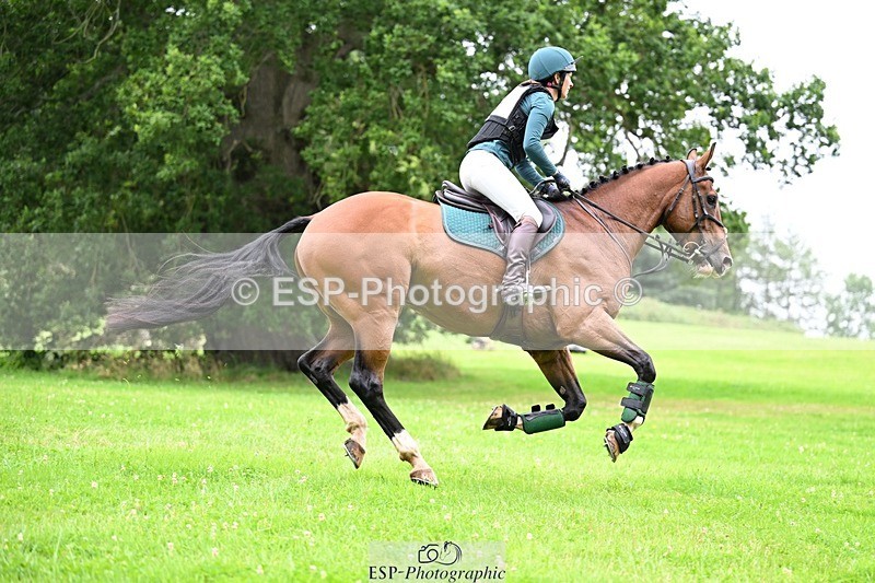 240803-113033-02938 - 005-Laura_Keam-DIAMOND_CRUISE_ON