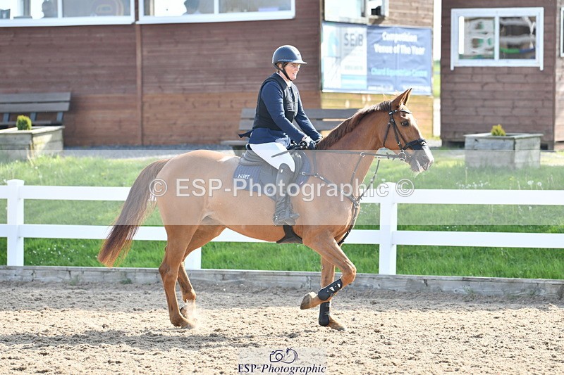 240511A-094908-11379 - Cls 28 95cm National Am Quali