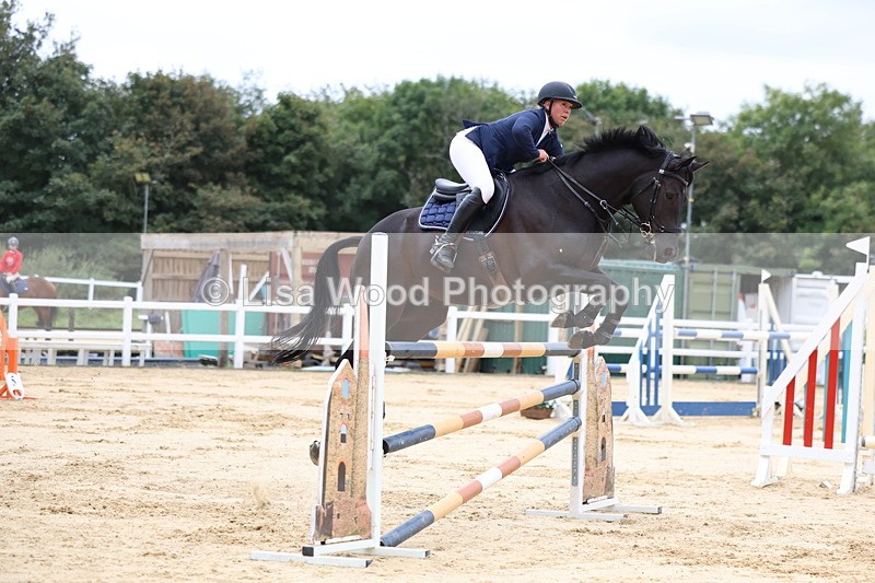 3E7A3296 - Class 9: Senior Foxhunter/1.20 open