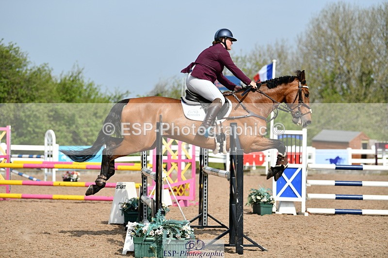 240511A-101633-11479 - Cls 28 95cm National Am Quali