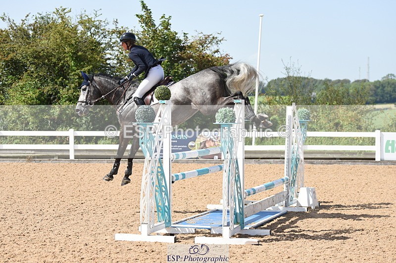 230906A-123816-00271 - Newcomers & 1.10m Open