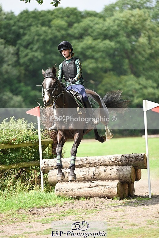 230817-135140-02085 - Kay's 1st Group - XC