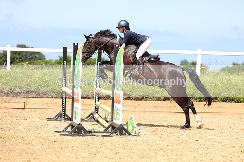 3E7A3136 - Class 4: Senior British Novice/90cm open