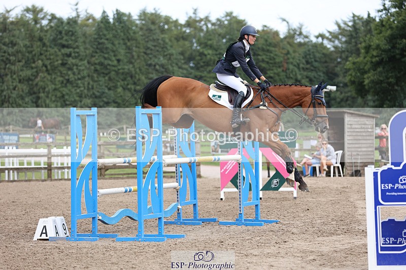 240804-162402-16837 - 711-Jess_Rimmer-TALAN_BLUE