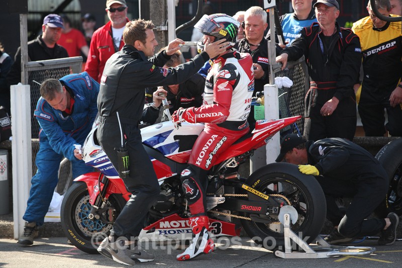 IMG_0883 - Senior TT - Start Line