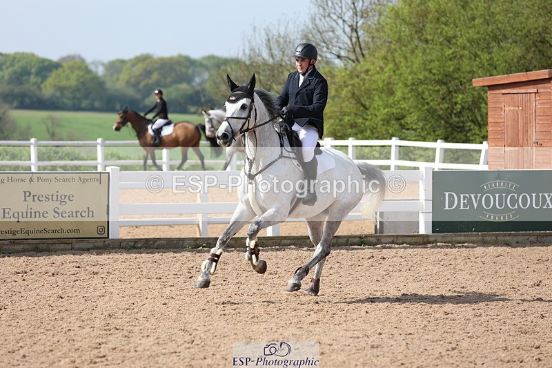 240510A-101933-05681 - Cls 14 Discovery and 1m Open