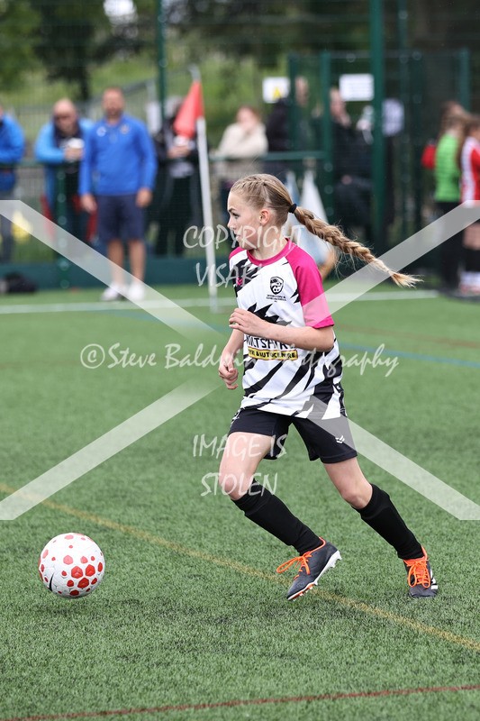 1DX31321 - Sat 6th U12 Girls