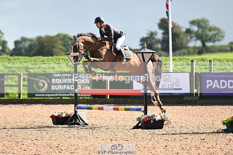 240912A-153926-02347 - Cls 6 National 1.40m Open