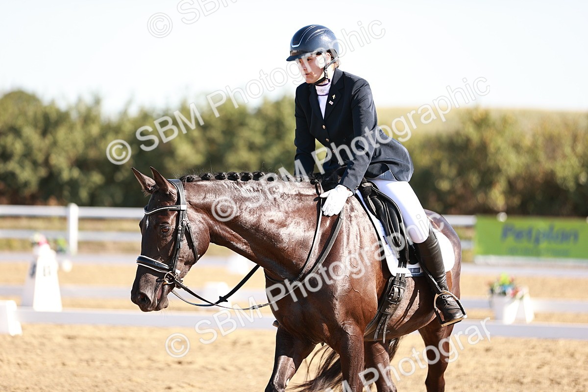 SBM_004303 - Class 12 - Novice 5 - 9.07-10.10