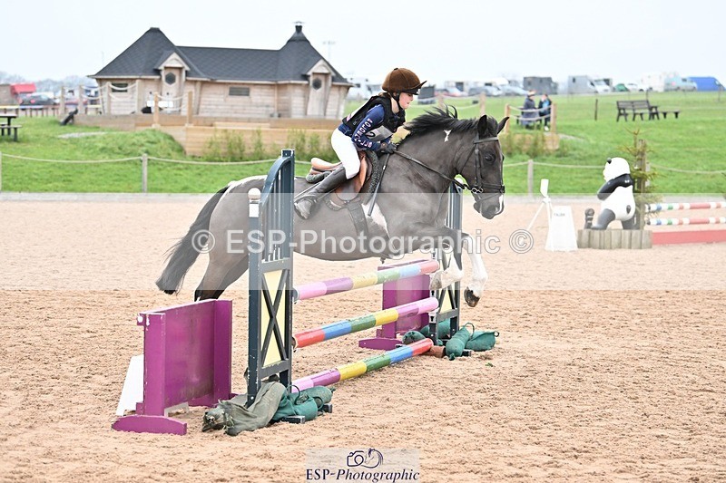 250118-105859-00555 - Cls 2 A&B 80cm 10.45 to 11.40