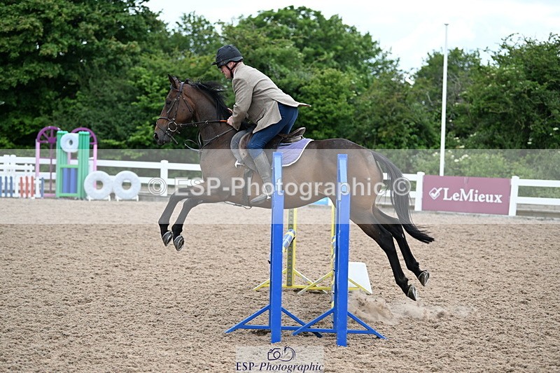 240611A-164508-00270 - 70cm