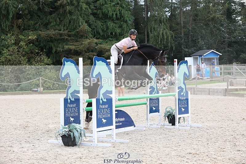 230908-155907-02696 - Cls 8 Snr 1.05m Open