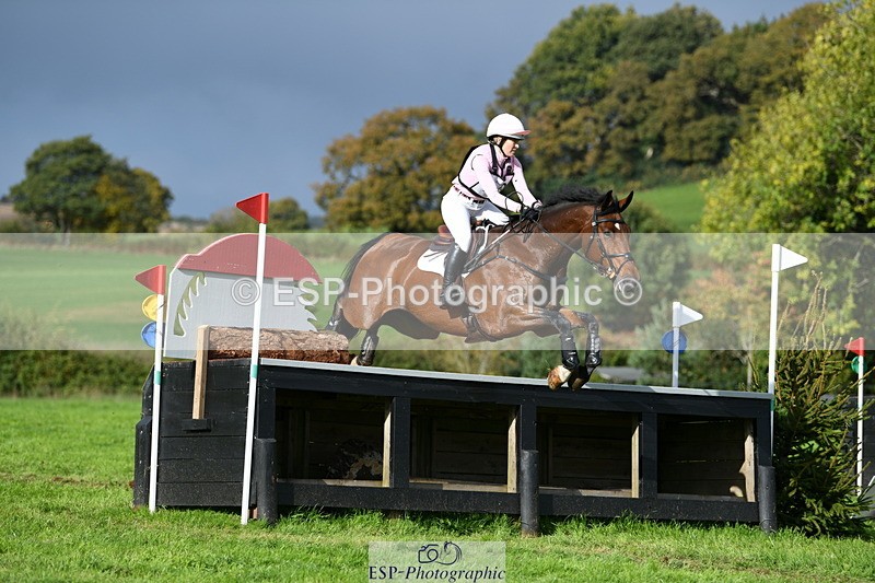 251024A-132724-12053 - B-149-Kate.Rowe