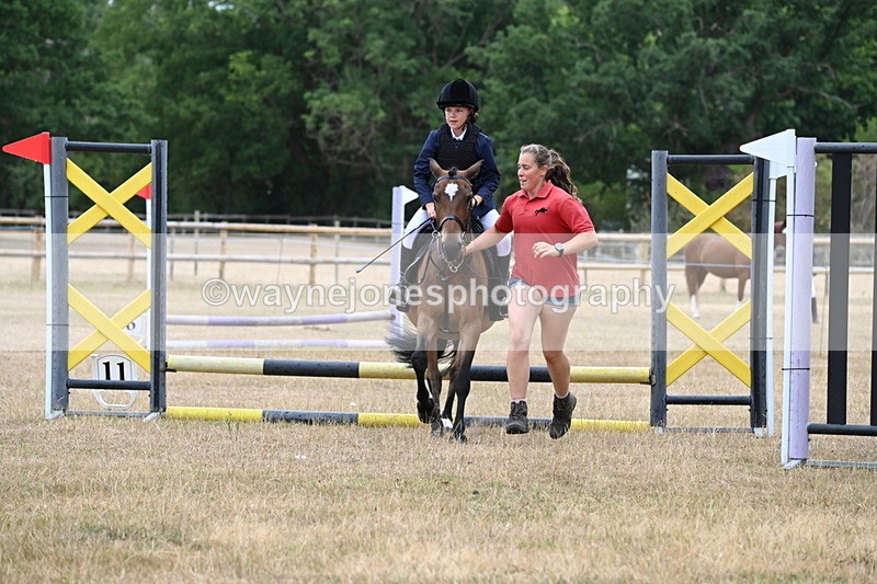 WJ6_9457 - Class 12 Minimus Jumping 45cm