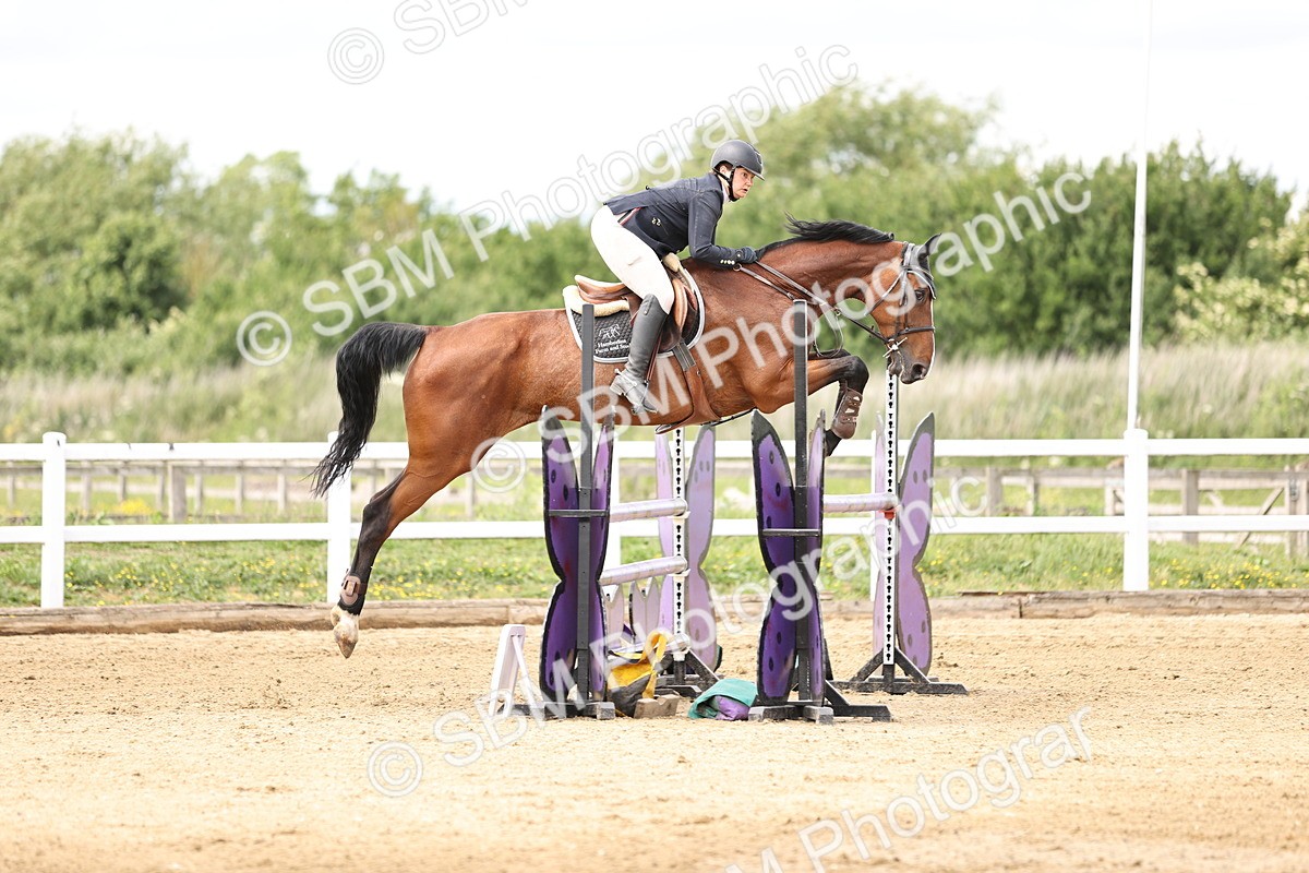 SBM_003097 - Class 11 - Senior Newcomers - 1.10m