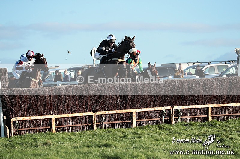 PtP 301125  0557 - Hursley Hambledon Point-to-Point Larkhill Racecourse 30/12/2025