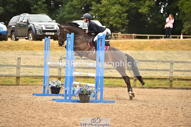 230618-135042-12808 - Cls 25 Pony Foxhunter & 1.10m Open