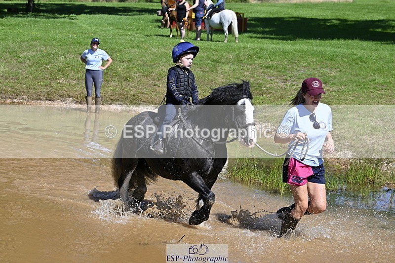 240728B-111540-01324 - Gemma's Group XC