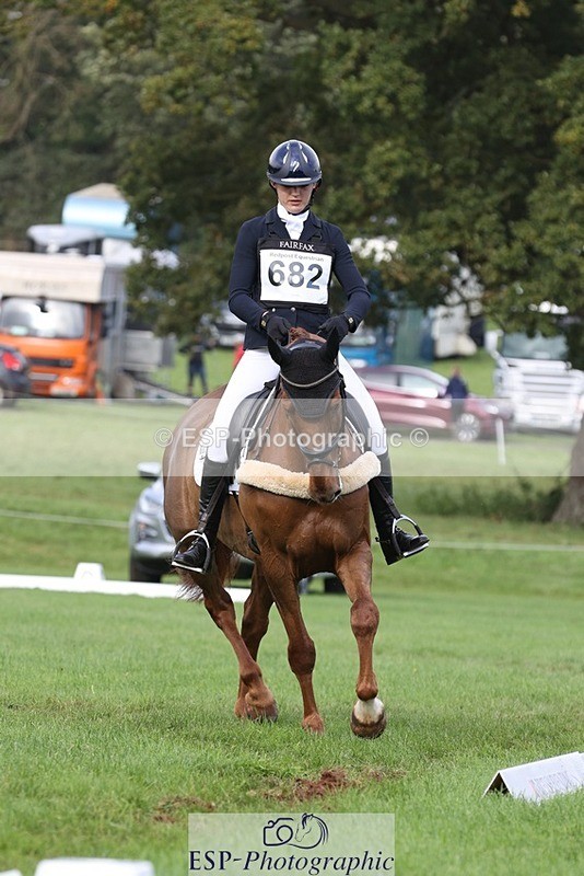 231019-144505-04066 - 682-DOOLIN.DE.REVE-Jasmine.Holmes-DR