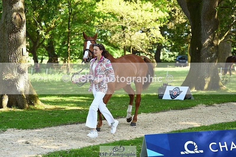 230524-161036-00736 - 252-LVS_MOVISTAR-Elizabeth_Barratt-WEDTrotUp+DR